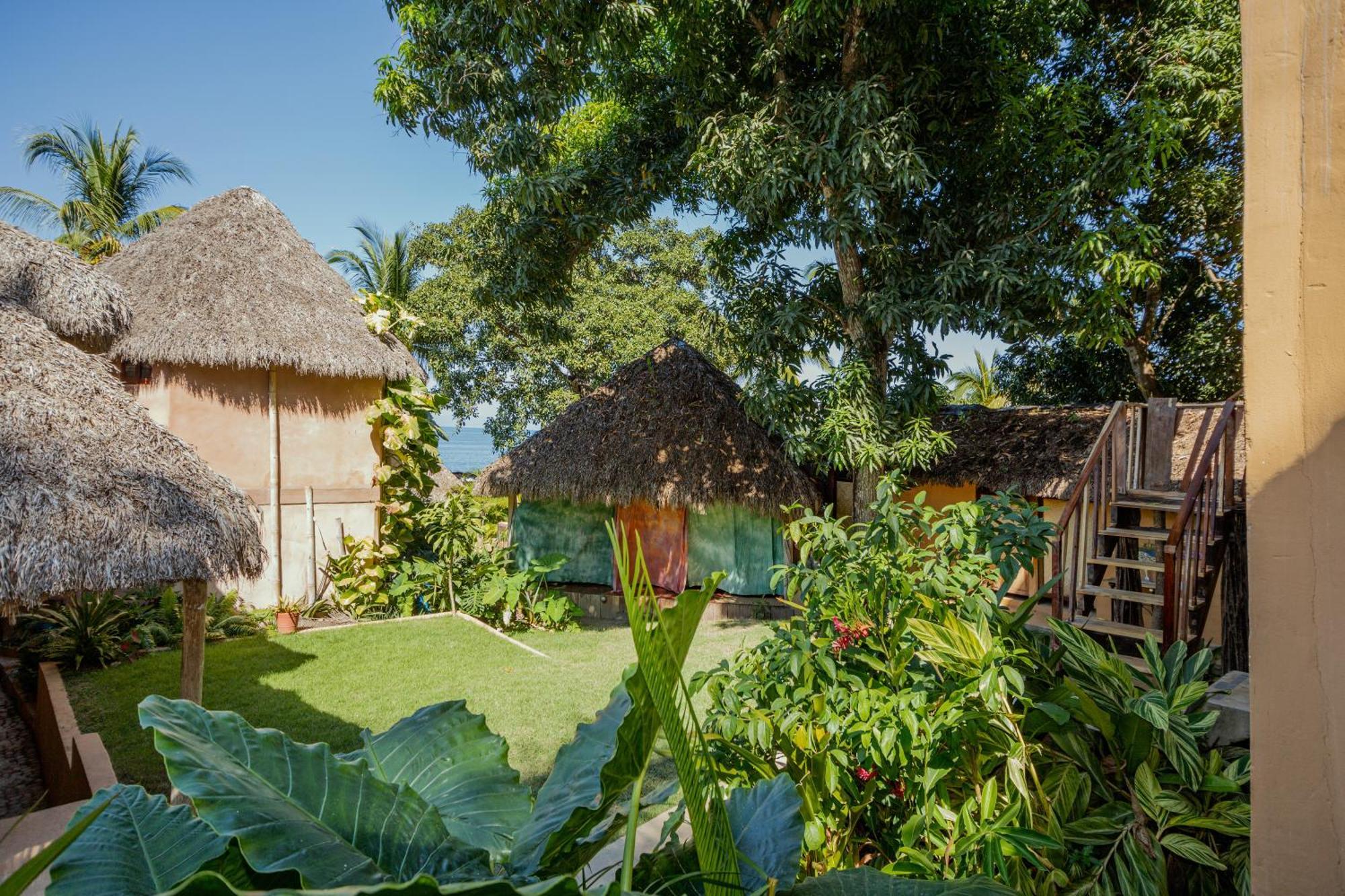 Amaca Beach Hotel - Eco Resort Quiimixto Quimixto Exteriör bild
